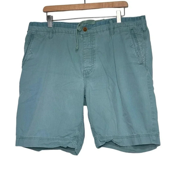 Guess mens 38 green‎ distressed flat front 9" inseam shorts - Picture 1 of 8